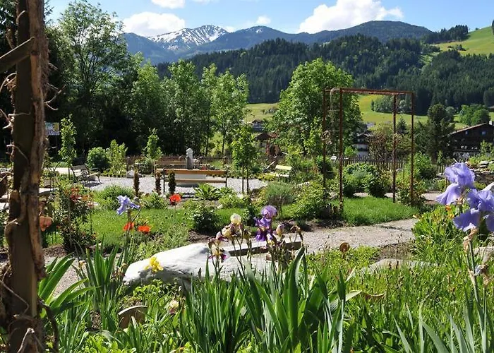 Гостевой дом Hausbergerhof Gaestehaus Ainberger Брикслегг