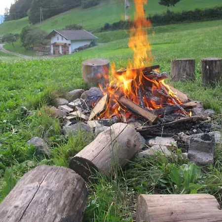 게스트하우스 Hausbergerhof Gaestehaus Ainberger